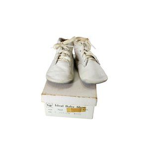 Leather Baby Shoes Walkers White Ideal Shoe Size 2 Vintage 66404 w/ Box